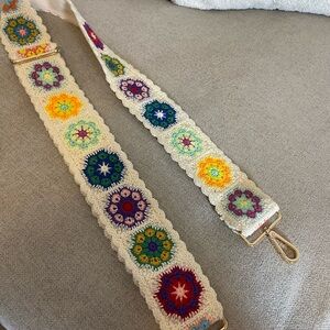 Colorful Crochet Strap with Floral Patterns